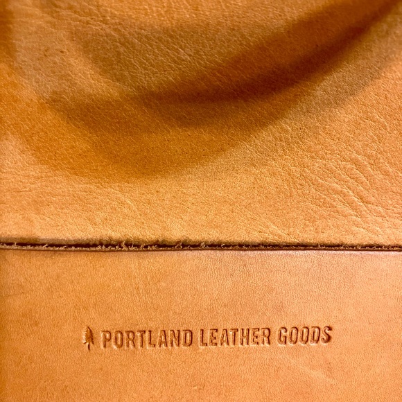 Portland Leather Mango Crossbody Satchel/Tote - Picture 2 of 7